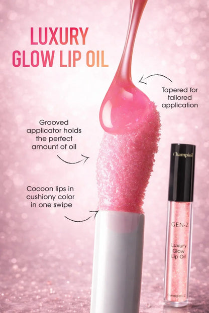 Close up of Champi Oil grooved applicator for tailored glow lip oil application.